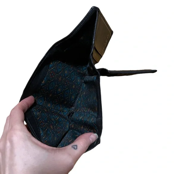 Vintage Black Leather Wallet - Picture 3 of 10